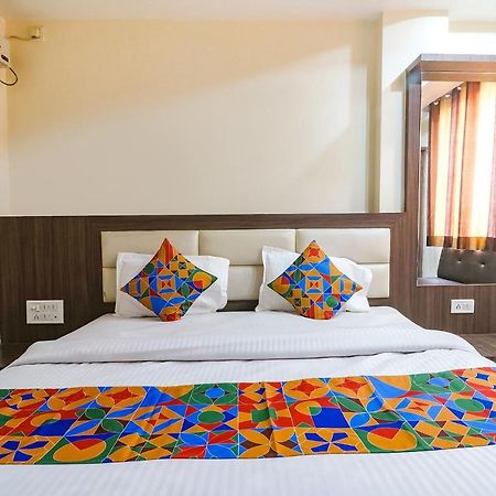 Fabhotel Nandgiri Palace Near Gwalior Junction Railway Station Luaran gambar