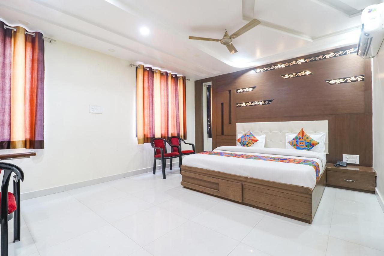 Fabhotel Nandgiri Palace Near Gwalior Junction Railway Station Luaran gambar