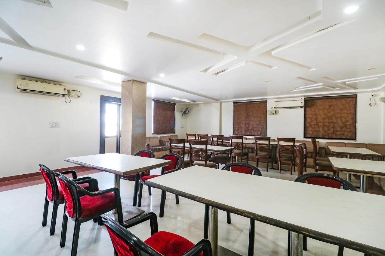 Fabhotel Nandgiri Palace Near Gwalior Junction Railway Station Luaran gambar