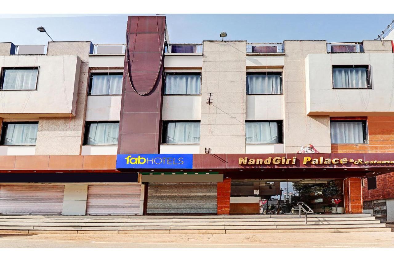 Fabhotel Nandgiri Palace Near Gwalior Junction Railway Station Luaran gambar