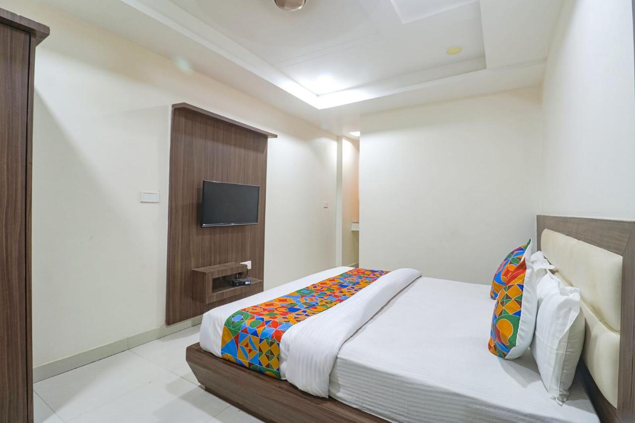 Fabhotel Nandgiri Palace Near Gwalior Junction Railway Station Luaran gambar