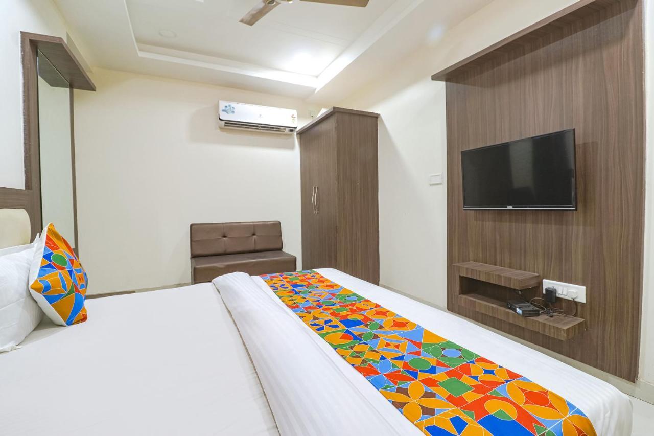 Fabhotel Nandgiri Palace Near Gwalior Junction Railway Station Luaran gambar