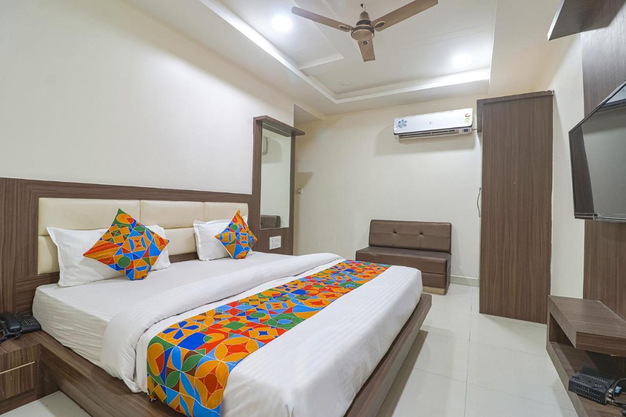 Fabhotel Nandgiri Palace Near Gwalior Junction Railway Station Luaran gambar